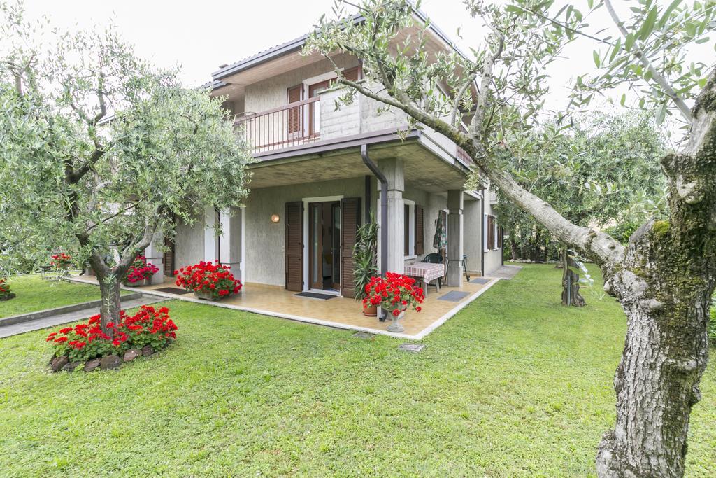 Casa Mary Due - Trilocale Con Giardino Privato A Due Passi Dal Lago 西尔米奥奈 外观 照片
