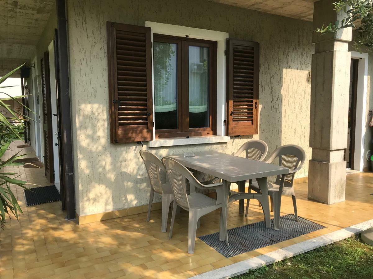 Casa Mary Due - Trilocale Con Giardino Privato A Due Passi Dal Lago 西尔米奥奈 外观 照片